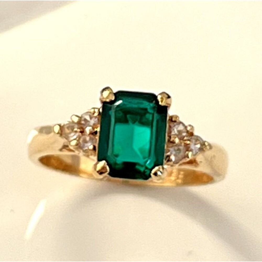 Vintage 1970s Ring Size 6 Green Crystal CZ Emerald Cut Gold Plated - 14T